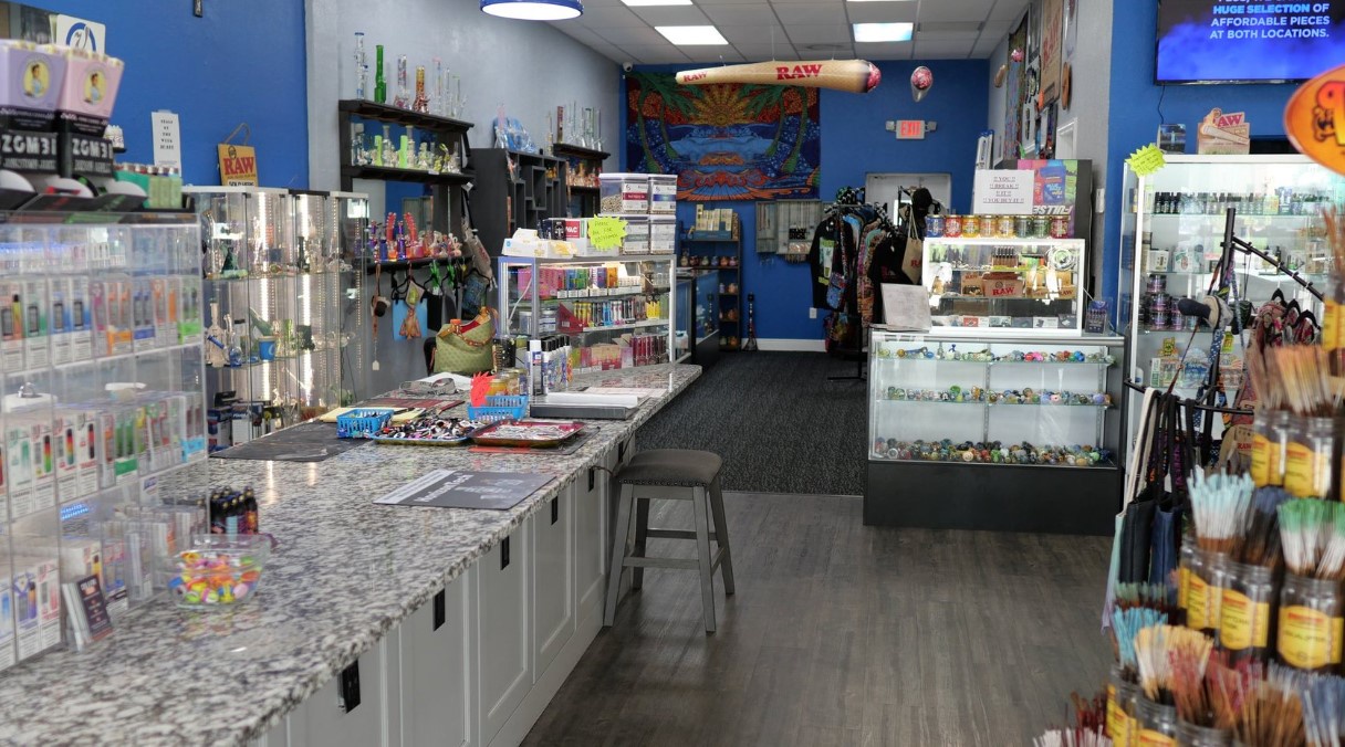 Vapor Escape: The Ultimate Destination for All Your Smoking Needs in Port St. Lucie, Stuart, and Fort Pierce